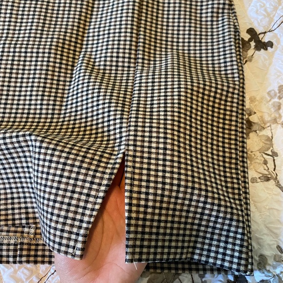 NWOT plaid mini skirt sz small - Picture 3 of 10